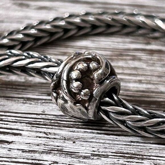 TROLLBEADS Art Deco Silver LAA 925S NEW! Small Spacer Bead - Picture 1 of 6